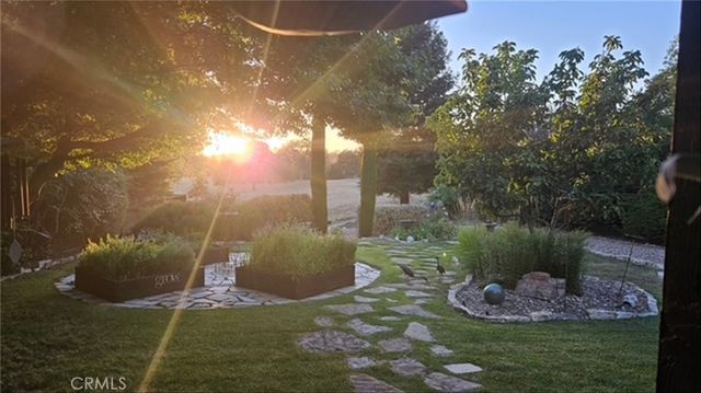 1695 Southfork, Paso Robles, CA 93446
