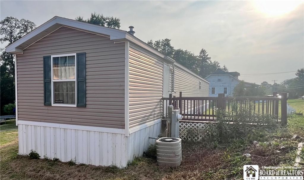 9266 Low Street, Genesee, NY 14721