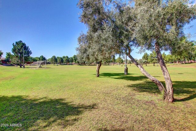 10032 E LOS LAGOS VISTA Avenue, Mesa, AZ 85209
