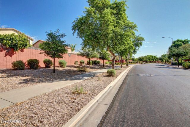 10032 E LOS LAGOS VISTA Avenue, Mesa, AZ 85209