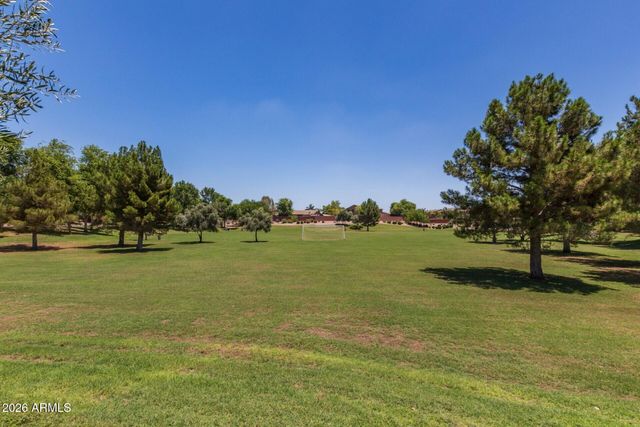 10032 E LOS LAGOS VISTA Avenue, Mesa, AZ 85209
