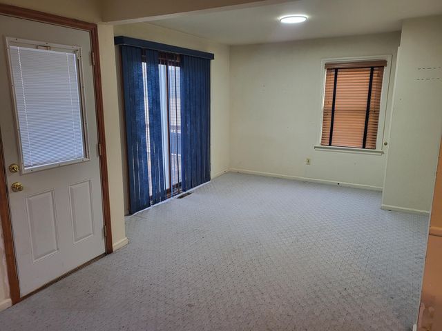 1406 Houseman Avenue NE, Grand Rapids, MI 49505