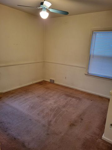 1406 Houseman Avenue NE, Grand Rapids, MI 49505