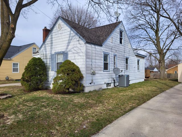 1406 Houseman Avenue NE, Grand Rapids, MI 49505