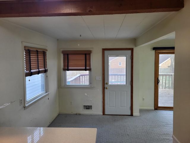 1406 Houseman Avenue NE, Grand Rapids, MI 49505