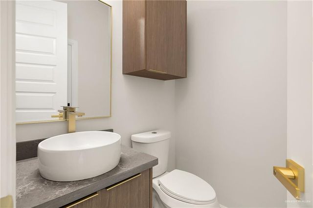 9106 N 25th Lane, Mcallen, TX 78504