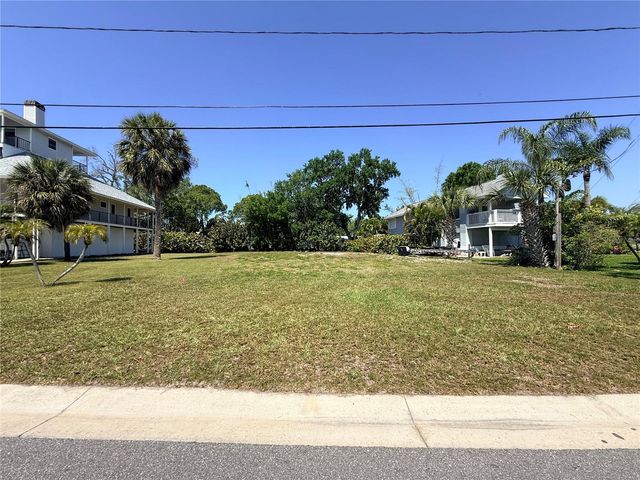 231 LAGOON DRIVE, Palm Harbor, FL 34683