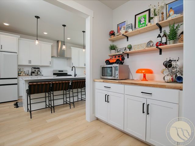 6176 Johanns Meadow Ln, Billings, MT 59101