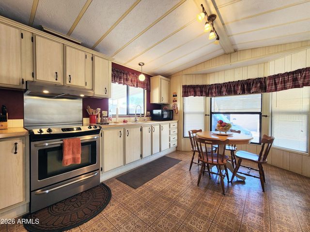 9333 E UNIVERSITY Drive 184, Mesa, AZ 85207