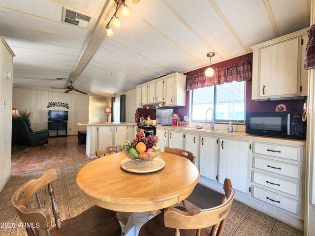 9333 E UNIVERSITY Drive 184, Mesa, AZ 85207