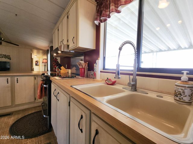 9333 E UNIVERSITY Drive 184, Mesa, AZ 85207