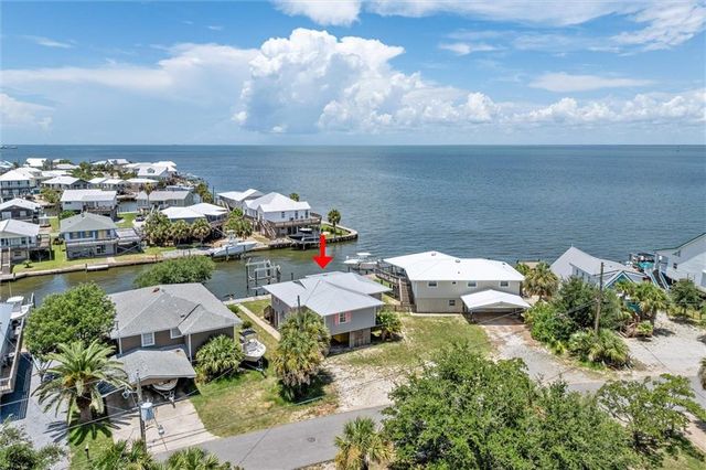 321 Port Royal Street, Dauphin Island, AL 36528