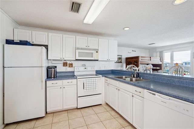 321 Port Royal Street, Dauphin Island, AL 36528