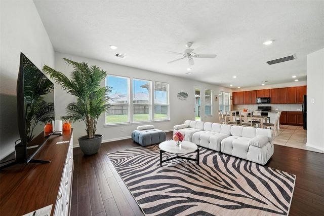 15410 Rosehill Summit Lane, Houston, TX 77044