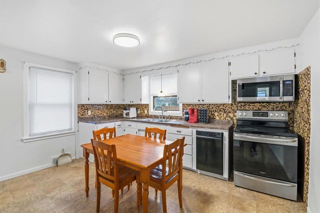 1149 9TH STREET, Green Bay, WI 54304