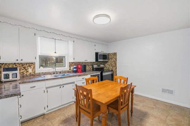 1149 9TH STREET, Green Bay, WI 54304