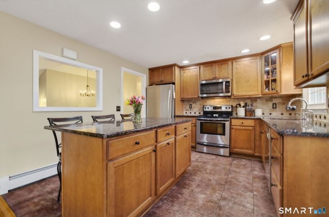 148 Highwoods Drive, Guilford, CT 06437