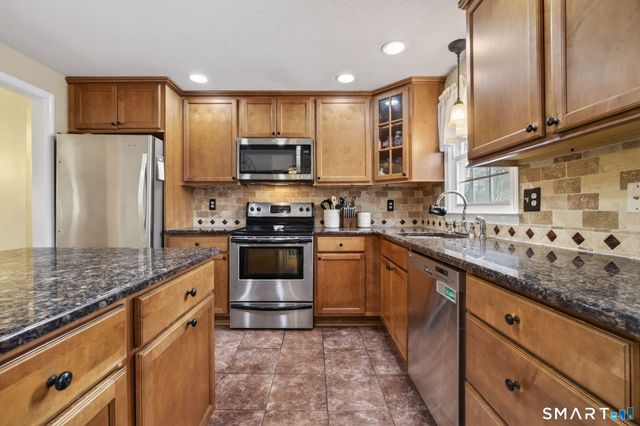 148 Highwoods Drive, Guilford, CT 06437