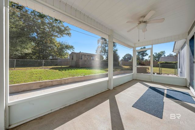 2181 Spanish Oak Drive, Lillian, AL 36549