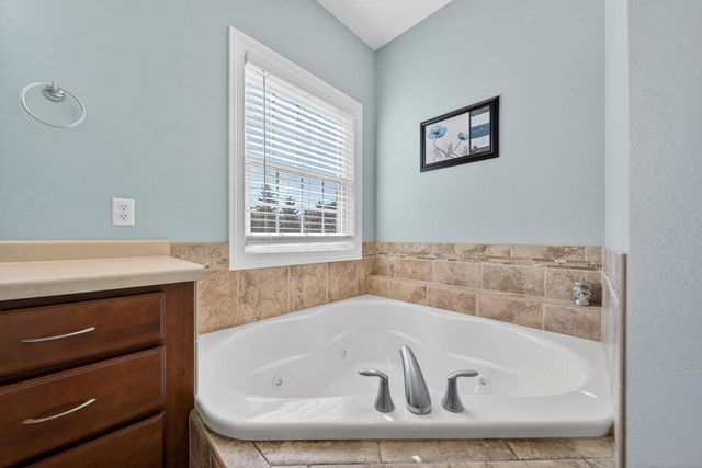 2707 Rolling Meadows DRIVE, Sheboygan, WI 53083