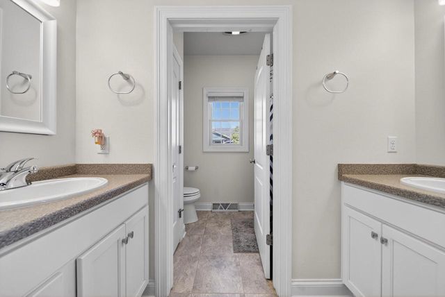 2707 Rolling Meadows DRIVE, Sheboygan, WI 53083