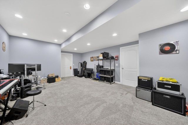 2707 Rolling Meadows DRIVE, Sheboygan, WI 53083