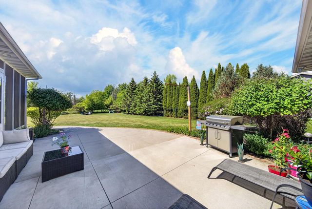 2707 Rolling Meadows DRIVE, Sheboygan, WI 53083