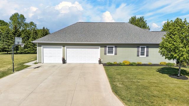 2707 Rolling Meadows DRIVE, Sheboygan, WI 53083