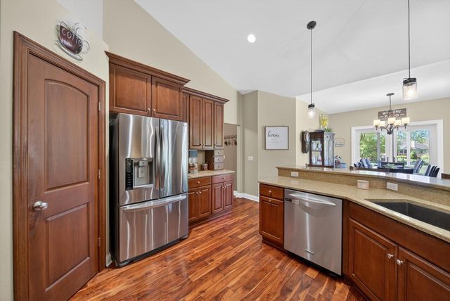 2707 Rolling Meadows DRIVE, Sheboygan, WI 53083