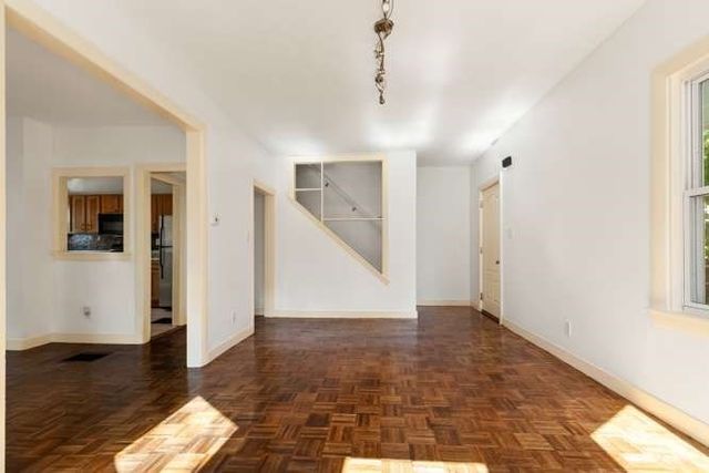 69 Franklin St, Lynn, MA 01902