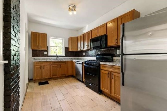 69 Franklin St, Lynn, MA 01902
