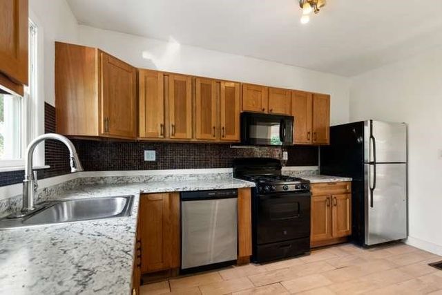 69 Franklin St, Lynn, MA 01902