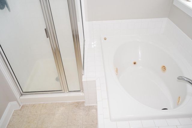 11145 EAGLE CT, Bealeton, VA 22712