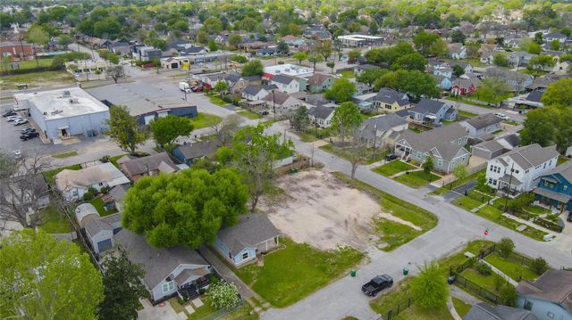 4819 Cetti Street, Houston, TX 77009