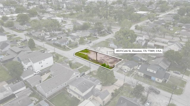 4819 Cetti Street, Houston, TX 77009