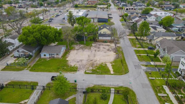 4819 Cetti Street, Houston, TX 77009