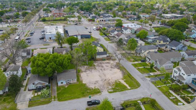 4819 Cetti Street, Houston, TX 77009