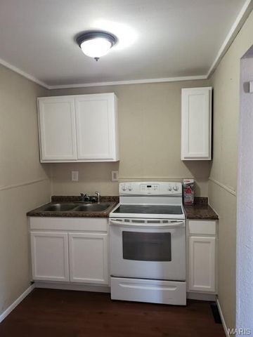 111 Henry Street, East Alton, IL 62024