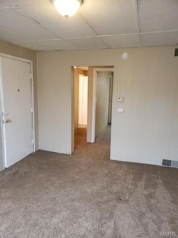 111 Henry Street, East Alton, IL 62024