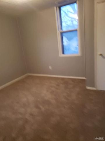 111 Henry Street, East Alton, IL 62024