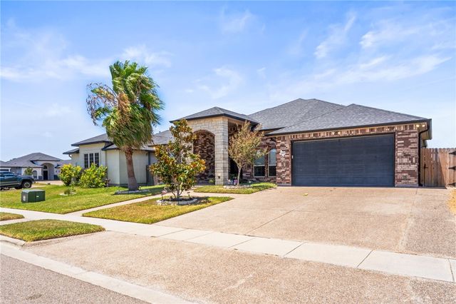 2429 Badlands Dr, Corpus Christi, TX 78414