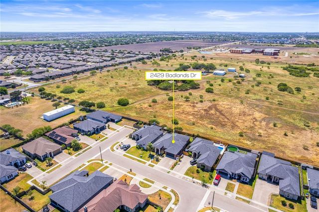 2429 Badlands Dr, Corpus Christi, TX 78414