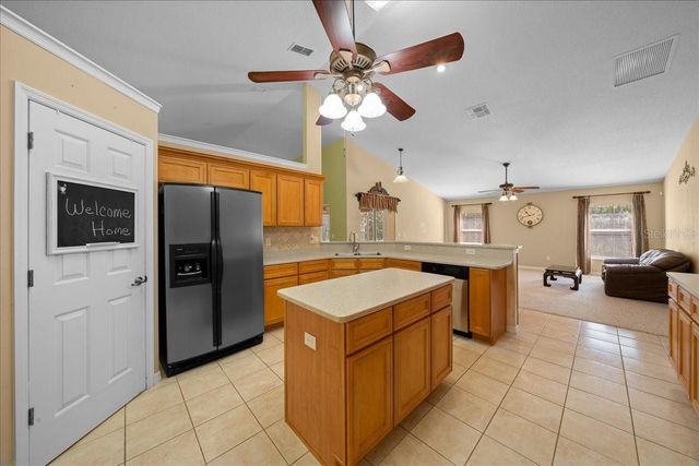 8479 SW 134TH AVENUE, Dunnellon, FL 34432