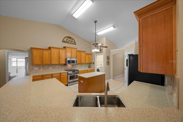8479 SW 134TH AVENUE, Dunnellon, FL 34432