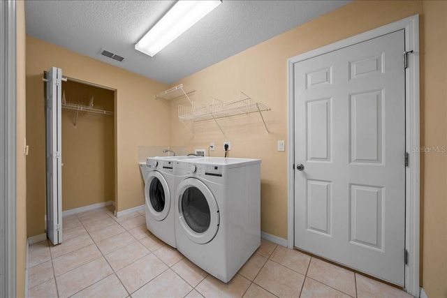 8479 SW 134TH AVENUE, Dunnellon, FL 34432