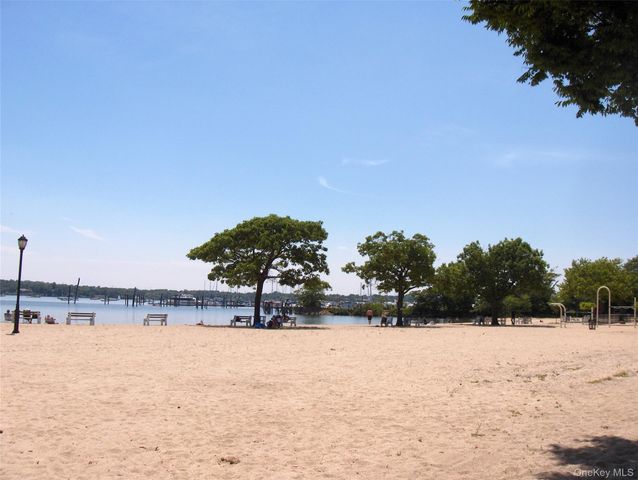 59A Hickory Road, Port Washington, NY 11050