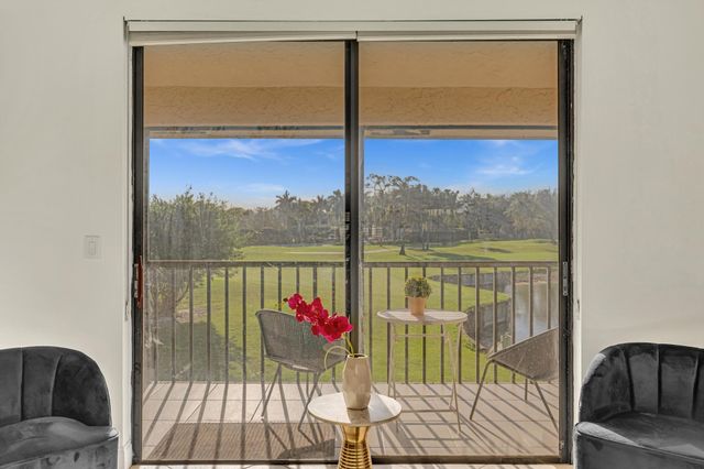 7718 La Mirada Drive, Boca Raton, FL 33433