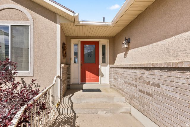 2925 N 850 E, North Ogden, UT 84414