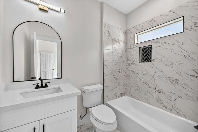 4357 Elmwood Street Unit B, Houston, TX 77051