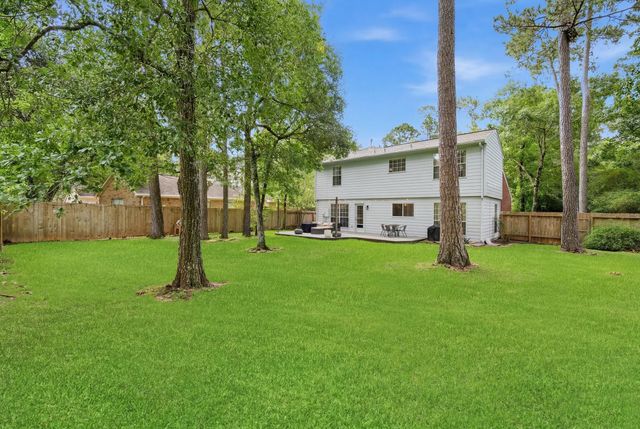6 Hawkseye Place, The Woodlands, TX 77381